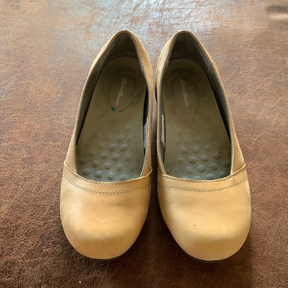 New Eddie Bauer Flats